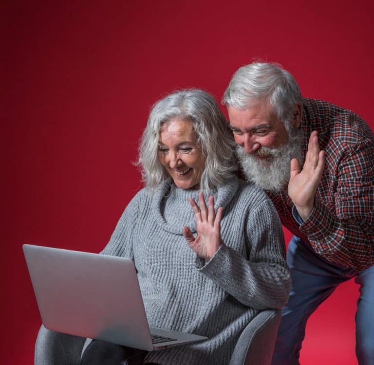 Cómo la tecnología beneficia a las personas mayores en España